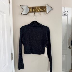 LuluLemon All Aligned Mock Neck Cropped Long Sleeve Top Size 6 NWT
